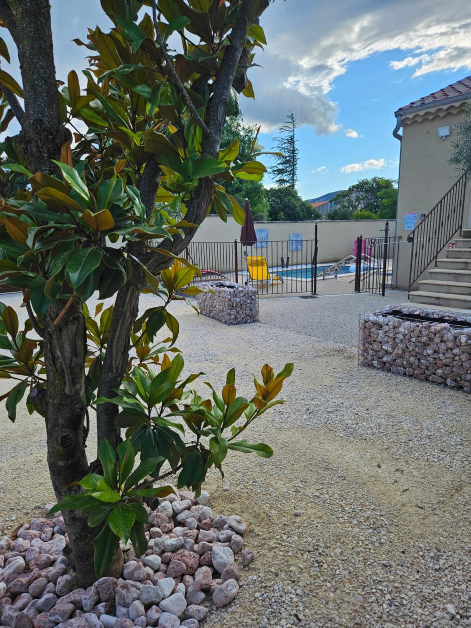 Ferienwohnung Le Rubiz La Coucourde Exterior foto